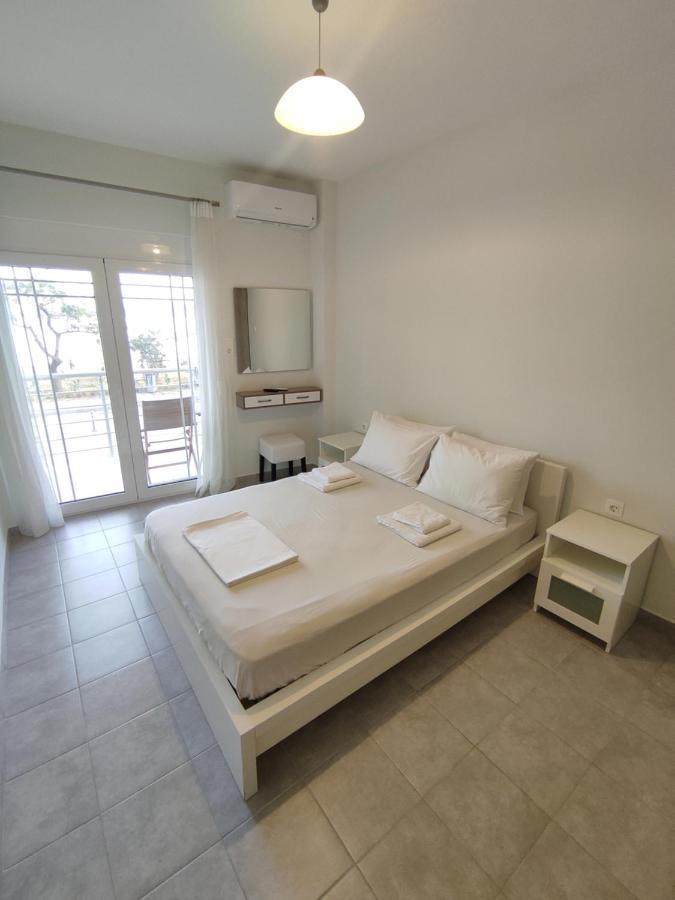 Sea View Apartments Nikos Néa Péramos Bagian luar foto