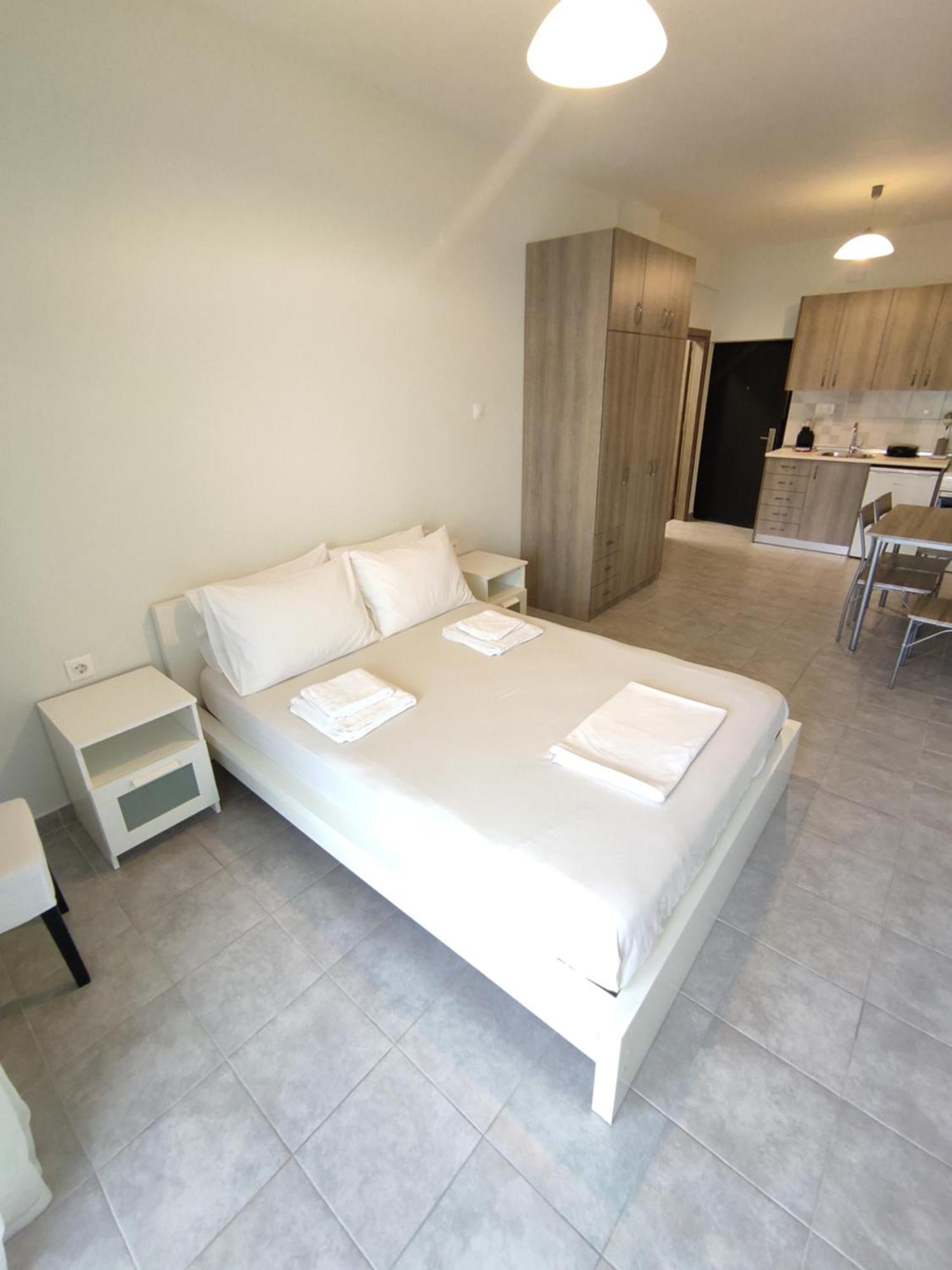 Sea View Apartments Nikos Néa Péramos Bagian luar foto